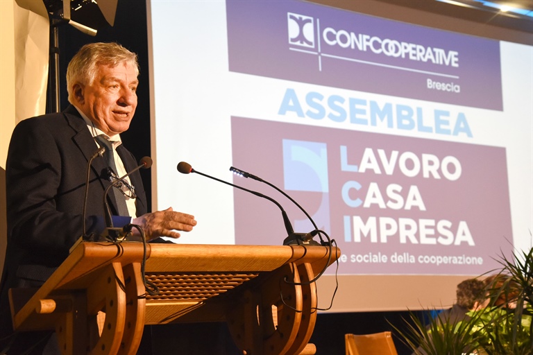 Marco Menni confermato alla guida di Confcooperative Brescia