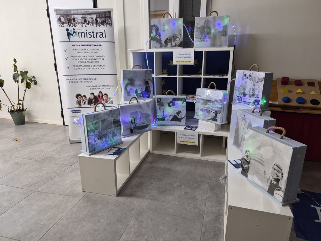 Mistral compie vent’anni e lancia “Destination: Together” con Bambini in Braille e Youth Point